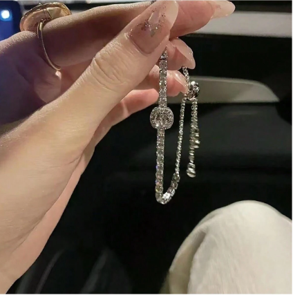 سوار مربع مكسو بالراين